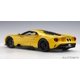 thumbnail image 2 of Modelo de coche AUTOart 2017 Ford GT triple amarillo con franjas negras escala 1/18, 2 of 9