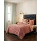 thumbnail image 2 of Cubrecama Invierno 2 Plazas Sherpa Jacquard Relieve Premium, 2 of 7
