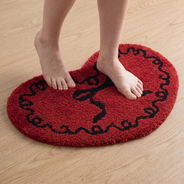 REGALWOVEN Alfombra en Forma de Corazón - Alfombra de Área de Piel Sintética Peluda, Alfombra Acentuada Antideslizante para Dormitorio, Alfombra de Baño Suave y Esponjosa para Decoración Roja