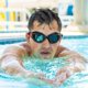 thumbnail image 3 of Auriculares impermeables de cable corto Swimbuds Flip de Swimbuds, 3 of 4