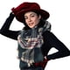 thumbnail image 1 of Manta con forma de bufanda Hadley Wren Sangria para mujer, 55 x 55 cm, 1 of 1