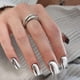 thumbnail image 2 of Press on Nails SXVME, blanco, plateado y cromado, cuadrado corto, 2 of 8