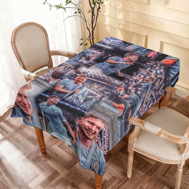 Kevin De Bruyne Mantel Cuadrado Temático con Estampado Icónico, se Adapta a la Mayoría de Mesas, y es Fácil de Cuidar, Regalos Perfectos para Fans, Amigos y Familia,137x183cm