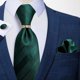 thumbnail image 4 of Corbata Hombre Seda En Caja + Anillo Dorado, Paño Y Colleras verde Talla Única, 4 of 4