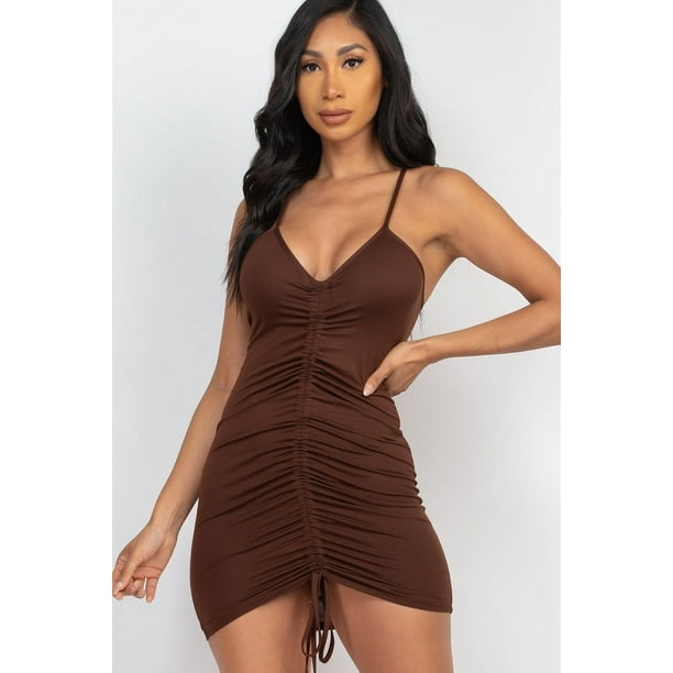 Minivestido con Detalle Fruncido Frontal Ajustable