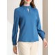 thumbnail image 5 of INSPIRE CHIC Blusa de Mujer con Cuello Alto, Pliegues y Botón de Ojal M Azul Pavo Real, 5 of 7