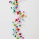 thumbnail image 4 of Guirnalda RAZ Imports 1,2 m de Bolas Multicolores, 4 of 9