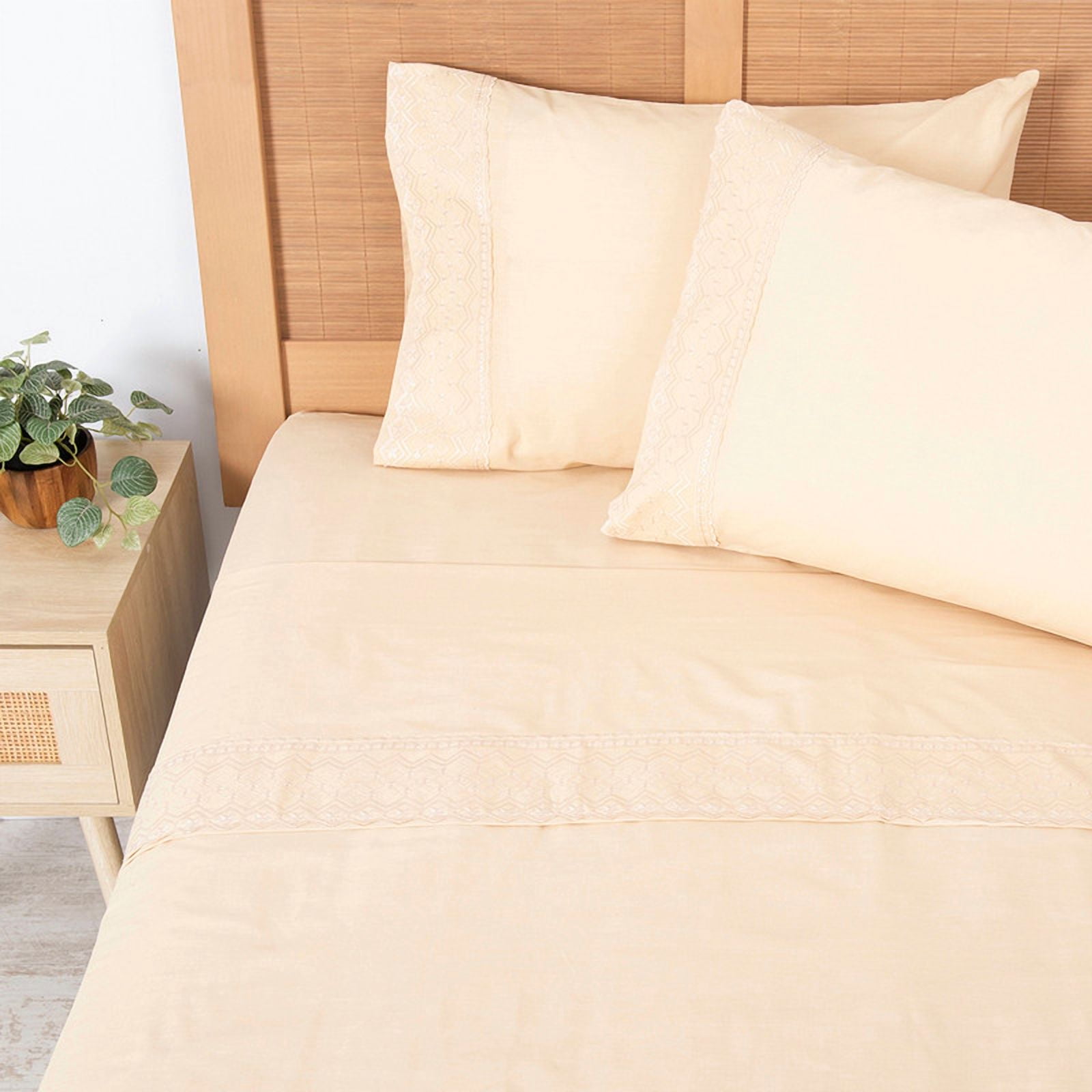 Mashini - Sabana Broderie Geo King Nude