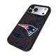 thumbnail image 2 of Funda para móvil Keyscaper Patriots con diseño paisley magnética tipo bump, 2 of 5