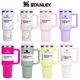 thumbnail image 1 of Vaso térmico Stanley de acero inoxidable 887 ml con tapa y pajita, 1 of 7