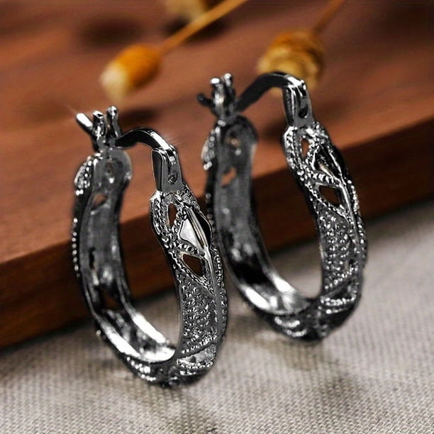 Stylish Silver Textured Hoop Earrings - Effortlessly Chic and Comfortable