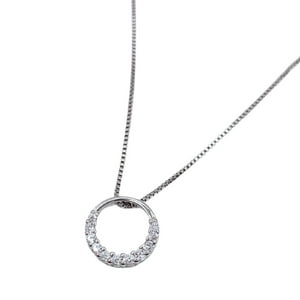 Nordvik London - Collar Con Dije Redondo, Detalle De Circones Blancos, Plata 925