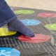 thumbnail image 4 of Juego Twister con los ojos vendados Hasbro Gaming a partir de 8 años, 4 of 5