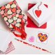thumbnail image 3 of Set de papelería 4E Novelty para el Día de San Valentín para niños con 36 lápices, 36 gomas de borrar en forma de corazón y 104 pegatinas, 3 of 7