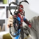 thumbnail image 2 of Figura de Acción Spider-Man VenomVersus Transformación Líquida, 2 of 12
