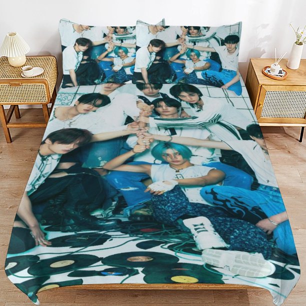 Stray Kids Bedding Set Duvet Cover Comfortable and Lightweight Cartoon Bedding 3 Piece Bed Set