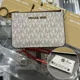 thumbnail image 1 of Estuche Michael Kors Jet Set Pequeño Vainilla, 1 of 3