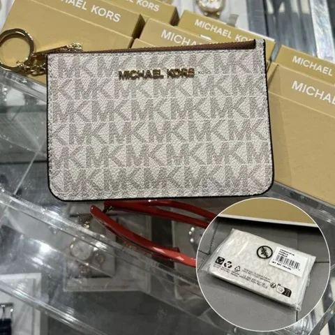 Estuche Michael Kors Jet Set Pequeño Vainilla