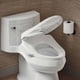 thumbnail image 2 of Asiento para bidé y inodoro Kohler PureWash E590 con calefacción, color blanco, 2 of 8