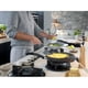 thumbnail image 2 of Wok con Mango 28cm Negro Aluminio Rialto Ballarini, 2 of 2