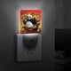 thumbnail image 4 of Franquicia Kung Fu Panda Luz nocturna LED con sensor de anochecer a amanecer para dormitorio, baño, pasillo, escaleras - Lámpara LED nocturna de enchufe, 0.5W - 1 pieza, 4 of 6
