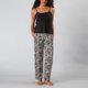 thumbnail image 1 of Set Pabilo + Pantalon Satin Print Flores Mujer 33825-2, 1 of 2