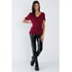 thumbnail image 4 of Top de Cuello en V Acanalado en Color Rojo Cereza, 4 of 5