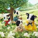 thumbnail image 3 of Familia Vacas Friesian Sylvanian Families, 3 of 3