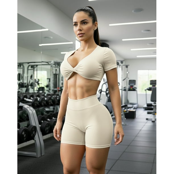 Conjunto Deportivo Peto con Mangas Cortas y Short