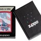 thumbnail image 3 of Encendedor de bolsillo Zippo con diseño de bandera Candy Apple Red, 3 of 3