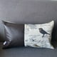 thumbnail image 2 of Funda Cojin Decorativo EcoCuero Aves Cafe 50x30, 2 of 3