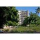 thumbnail image 2 of Park Books – Modernismo Africano: La Arquitectura de la Independencia, 2 of 6