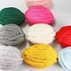 thumbnail image 4 of Hilo De Crochet De Felpa Xiao Hua 95 g Rojo 1 Rollo, 4 of 4