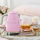 thumbnail image 2 of Hervidor eléctrico de agua Smeg 50's Retro Style KLF03PKUS - Rosa, 2 of 3