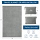 thumbnail image 5 of Manta De Viaje Con Forro Polar Jacquard Ultrasuave Gris, 5 of 9