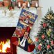 thumbnail image 1 of Grimsburg Tema: Calcetines de Navidad, fino lino blanco para colgar en escaleras y chimenea, decoración navideña para el hogar, regalo de Navidad. 45cm × 32cm, 1 of 5