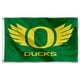 thumbnail image 1 of College Flags & Banners Co. Bandera de Lona 3x5 con Logo Oficial de Oregon Ducks, 1 of 6