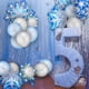 thumbnail image 5 of Set de globos con temática invernal Hicarer, 60 piezas, copos de nieve, 5 of 7