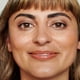 thumbnail image 2 of Brillo de labios Burt's Bees Gloss and Glow Glossy Balm Wine, 1 tubo, 2 of 9