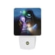 thumbnail image 1 of Orión y la Oscuridad Luz nocturna LED con sensor de anochecer a amanecer para dormitorio, baño, pasillo, escaleras - Lámpara LED nocturna de enchufe, 0.5W - 1 pieza, 1 of 6