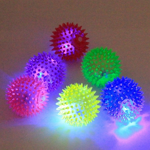 Interactive Dog Ball Toy: 1pc Pet Ball Toy with Flashing Lights for Hours of Fun!