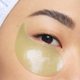 thumbnail image 4 of Parche para ojos Pixi DetoxifEYE – 60 pares de Pepino y Oro, 4 of 8