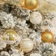 thumbnail image 4 of Adornos Navideños SHareconn 30 uds 60 mm Dorado y Blanco, 4 of 5