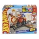 thumbnail image 1 of Pista de Juguete Hot Wheels Tienda de Dulces, 1 of 3