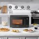 thumbnail image 2 of Horno microondas BLACK+DECKER EM0P04P11 31 L 1000 W negro, 2 of 8