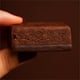 thumbnail image 2 of Barra de Proteína Brownie Chocolate, 225 g, 2 of 5
