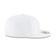 thumbnail image 3 of Gorra New Era New York Yankees 59FIFTY ajustada, blanca, talla 7 1/8, 3 of 5