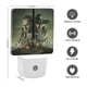 thumbnail image 2 of The Walking Dead / Los Muertos Vivientes Luz nocturna LED con sensor de anochecer a amanecer para dormitorio, baño, pasillo, escaleras - Lámpara LED nocturna de enchufe, 0.5W - 1 pieza, 2 of 6