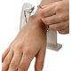 thumbnail image 2 of Ayuda para abrochar pulseras MEDca Bracelet Buddy, accesorio para ponerte joyas y relojes sin ayuda, blanco, 2 of 6