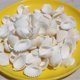 thumbnail image 3 of Conchas marinas SINKOO 1.5-3 cm blancas a granel para manualidades DIY, 3 of 8